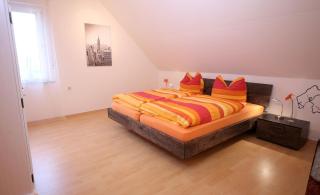 Art City-Studios Kassel 4 und 8, groß, modern, citynah, je 3 Schlafzimmer, kostenfreie Parkplätze, Süd-Balkons, ruhig, Herkulesblick - 1