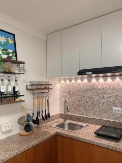 Condo Staycation in Pasig - La Velana Hometel - 1