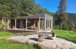 Self-Built Cabin With Views Over Leirvik - 9