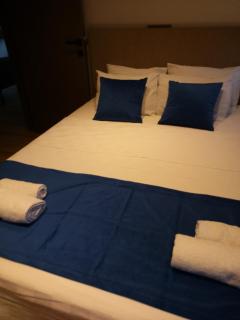 5 Min to the Sea, Luxury 1BR, Pool & Air Conditioning & Fast WiFi - 2