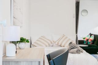 Harbour & Heritage Elegant Escape in Kirribilli - 2