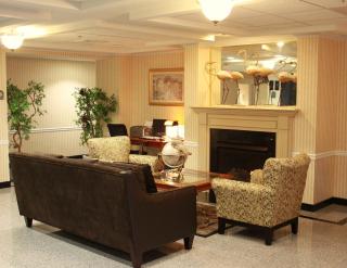 Best Western Plus New England Inn & Suites - Berlin - 6