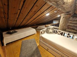 Isokelo Log Apartments - 8