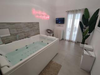 Bijou Suite - 3