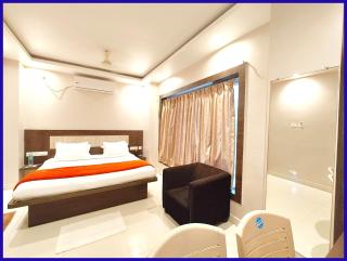 HOTEL HOME # TOWN Near Jagannath Temple - Sea Beach - Fully Air conditioned & Spacious Luxuary Rooms - Free Wifi & Parking Facilitie - 9