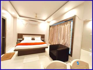 HOTEL HOME # TOWN Near Jagannath Temple - Sea Beach - Fully Air conditioned & Spacious Luxuary Rooms - Free Wifi & Parking Facilitie - 2