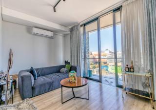 Modern Bachelor Suite & Stunning View Pool & Gym - Midrand - 0