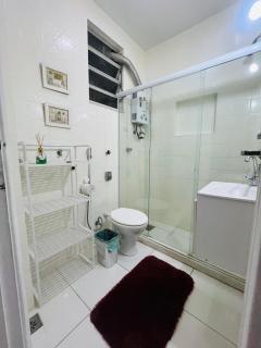 Apartamento com fácil acesso a praia de Copacabana - 8
