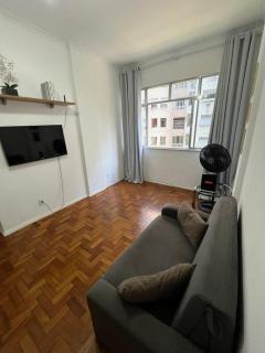 Apartamento com fácil acesso a praia de Copacabana - 5