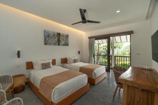 Tropical 4BR Oasis in the Heart of Canggu, Villa Mundano - 1