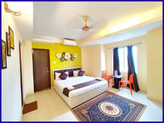 HOTEL GRAND RESORT - Near Jagananath Temple & Balcony Sea View Room #Fully Air Conditioning #Free Wi-Fi #Restaurant #Parking # SWIMMING POOL - A Luxury Collection - 4