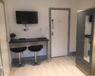 The Suite Studio, Coventry Central, Wi-Fi - 7