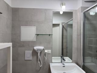 Stylish Stadlau Apartment - Free Parking - 5