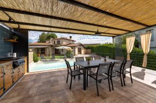 Villa with swimming pool and children's playground, in a quiet area - by Traveler Tourist agency Krk - ID 2686 - 9