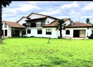Casona en parcela - 0