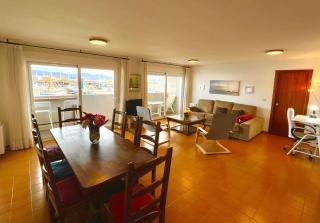 Apartamento con excelente localización y vistas al mar - 3