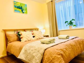 Cosy and Conveniently located 2BR Apt in Hawthorn - 1