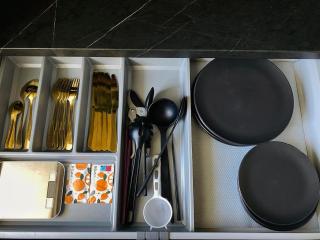 Black Apartment at Blossom Hill - 5