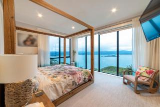 Luxury Stay with Amazing Views - 1