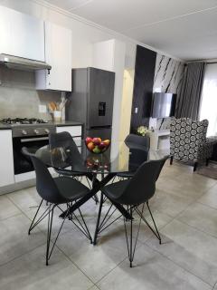 Urban Contempo Lush - 1
