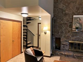 RMR: Rendezvous A5 Condo in Teton Village - 5