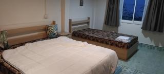 Water's Edge Resort , - 8