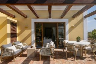2 bdr Villa with Ocean-View Shared Pool, Luz, Lagos - 1