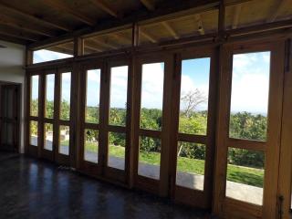 Private studio with stunning ocean views at Villa Tranquila - 3