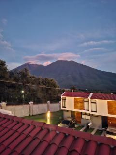 Kakaw's house, pool with a view of the 3 volcanoes - 4