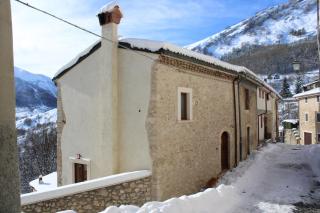 Antica casa panoramica con sauna e idromassaggio - 0