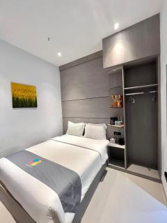 The Quadrant Hotel KNO - 8
