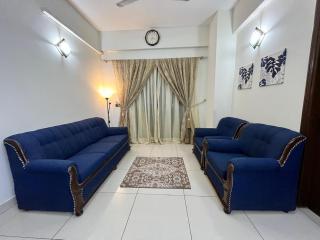New Luxury 2-Bed Apartment In North Nazimabad - 2
