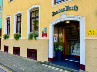 Hotel Jan van Werth - 0