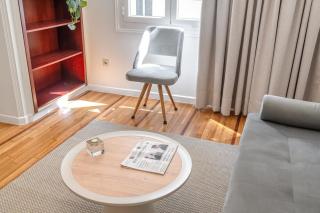 Urban Nest 2 - 3
