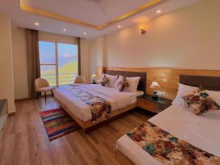 Pine View Luxury Resort with Mountain View & Premium Rooms - 8