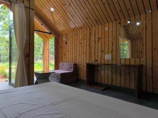 Royal Villa Resort - 6