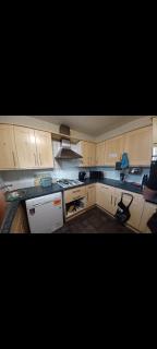 Cosy 4-Bed House in Wimbledon - 5