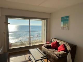 Appartement vue mer rénové - 2