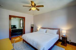 Willy St 2 Work Spaces 2 King Beds Prime Loc - 4