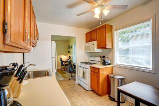 30 Day Minimum - Entire House Deck close to Hosp - 3