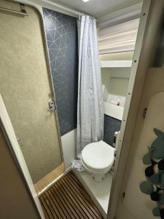 Vedette location à la nuitée sur l eau - 7