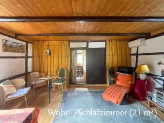 Romantische und museal eingerichtete Ferienwohnung - 1