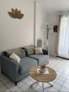 Maison mitoyenne dans résidence avec piscine - 8