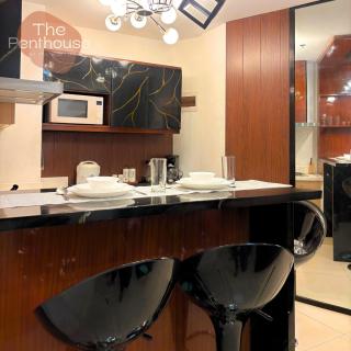 Penthouse Unit with 3 beds in Quezon City - 6