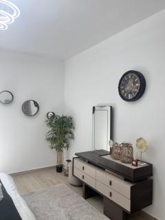 Lavish 2 BHK in Yas Island near Ferrari world and Sea world - 9