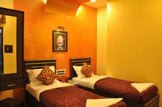 Hotel Planet Plaza - Bombay - 6