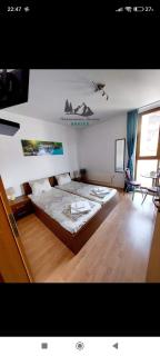 Comfy Studio - 5