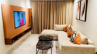 New cozy high standing studio in Oasis - 0