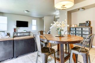 South Salt Lake Home with Hot Tub 7 Mi to Downtown - 4