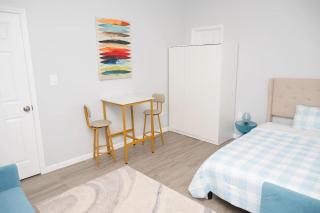 Brighton Beach Retreat Blue30 - 8